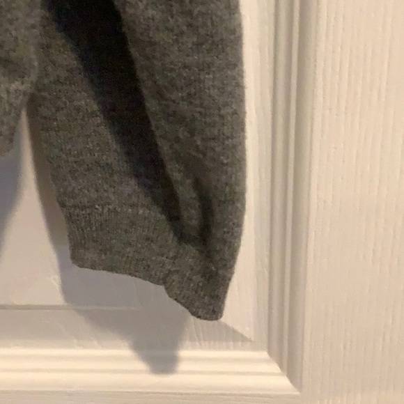 PRIMARK Wool Blend V Neck Sweater Medium - Picture 2 of 8